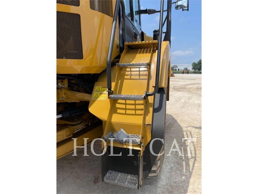 CAT 730 Karjeriniai savivarčiai