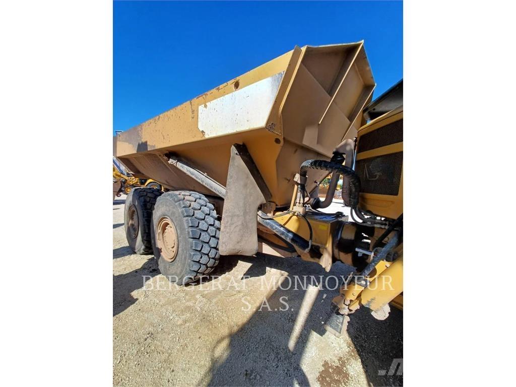 CAT 730 Karjeriniai savivarčiai