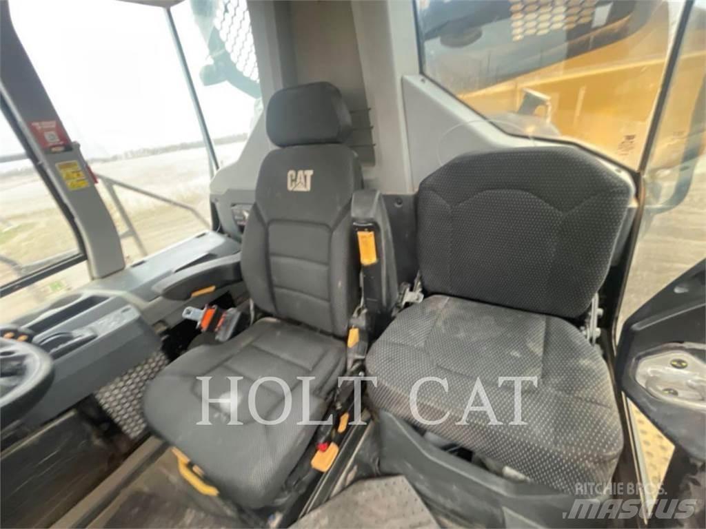 CAT 730 Karjeriniai savivarčiai