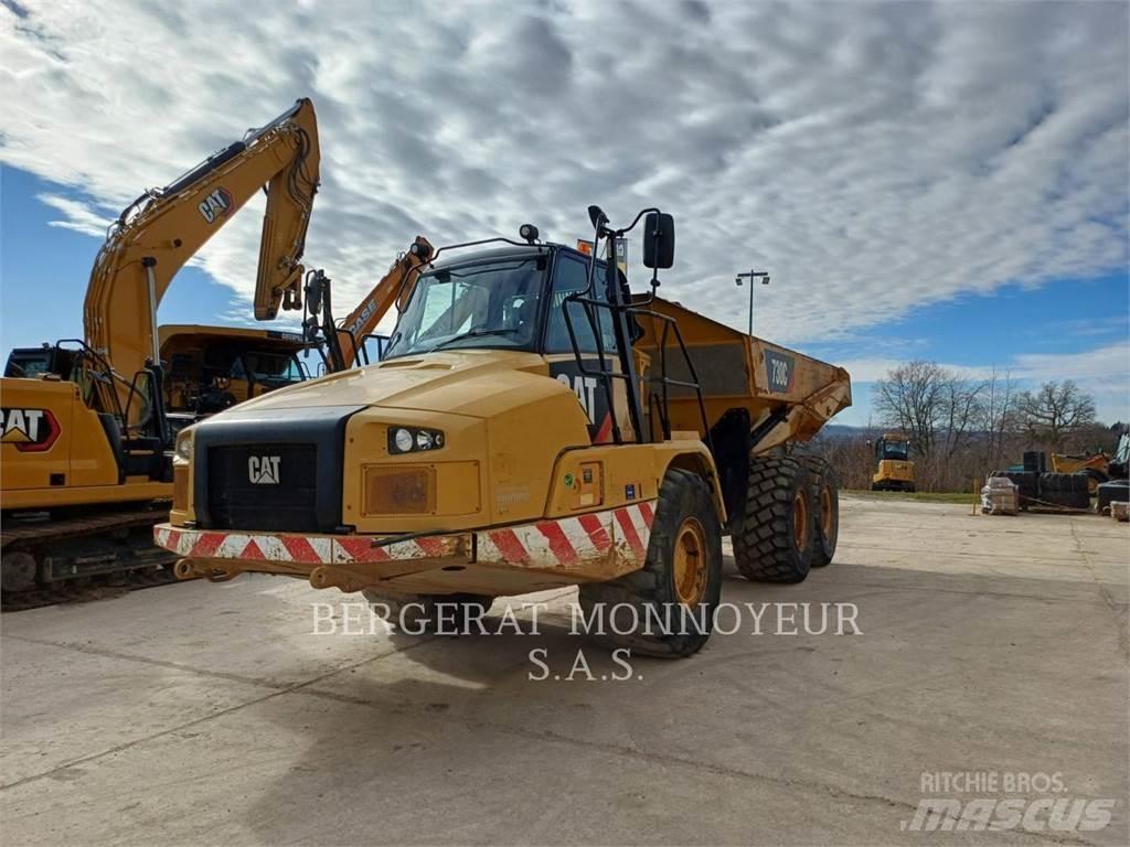 CAT 730C Karjeriniai savivarčiai