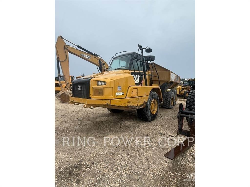 CAT 730C Karjeriniai savivarčiai