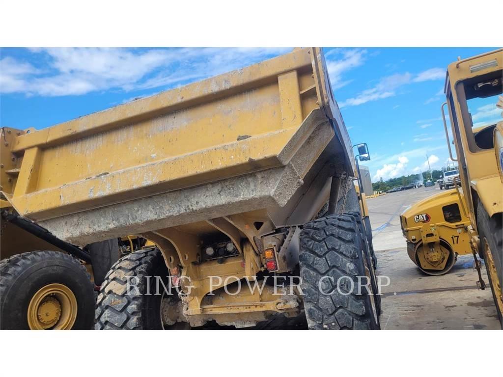 CAT 730WW Automobilinės cisternos