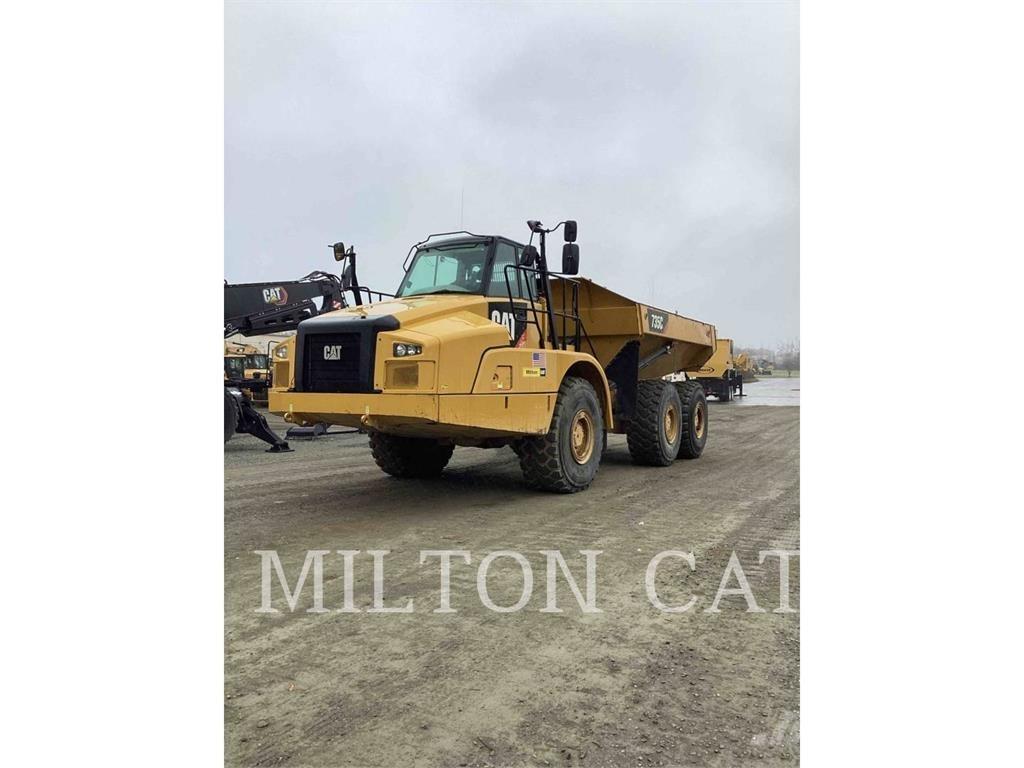 CAT 735C Karjeriniai savivarčiai