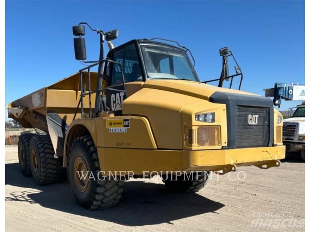 CAT 735C Karjeriniai savivarčiai