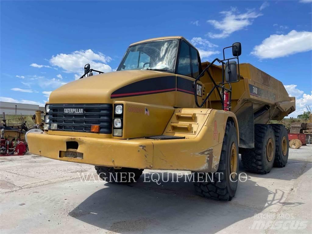 CAT 740 Karjeriniai savivarčiai