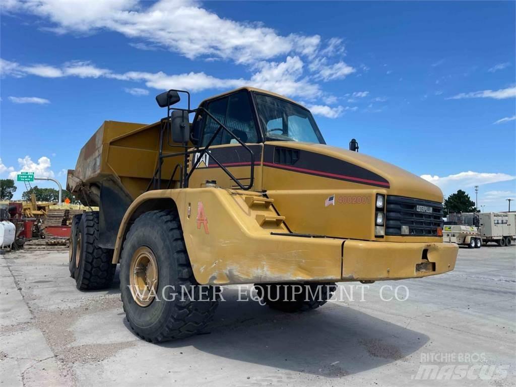 CAT 740 Karjeriniai savivarčiai