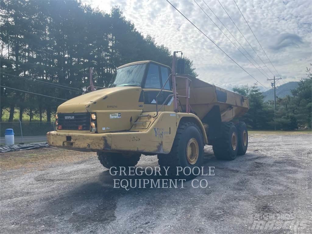 CAT 740 Karjeriniai savivarčiai