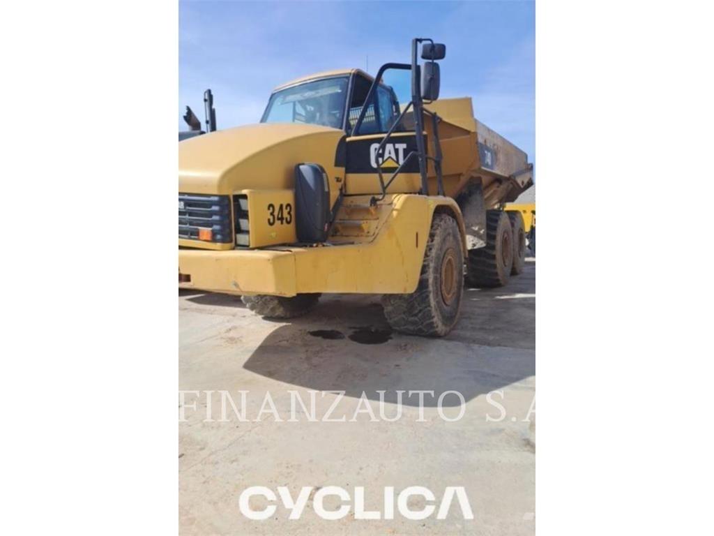 CAT 740 Karjeriniai savivarčiai