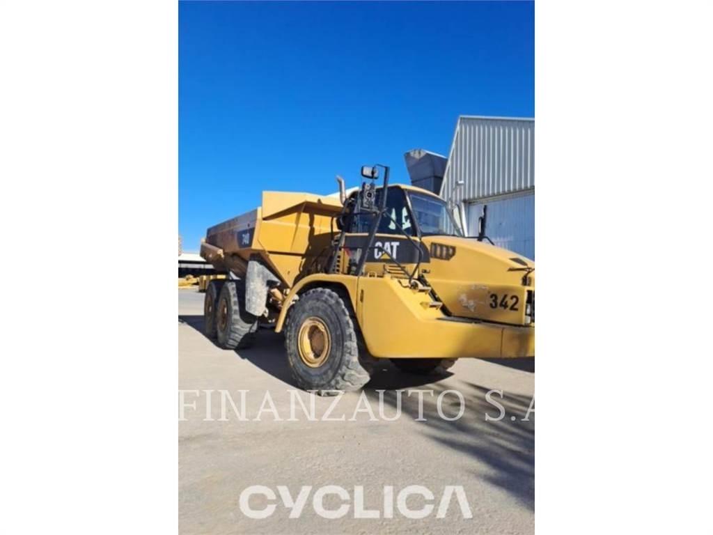 CAT 740 Karjeriniai savivarčiai