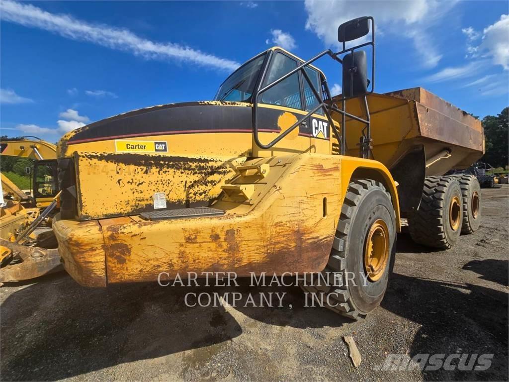 CAT 740 Karjeriniai savivarčiai