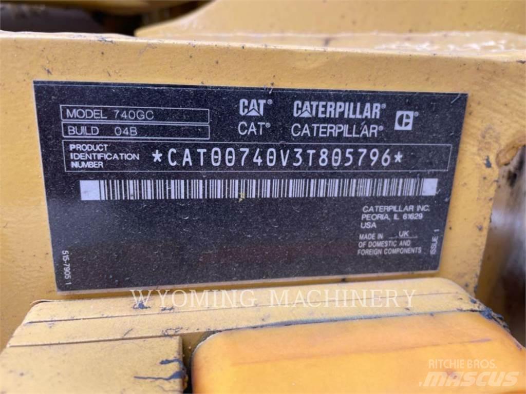 CAT 740 GC Karjeriniai savivarčiai