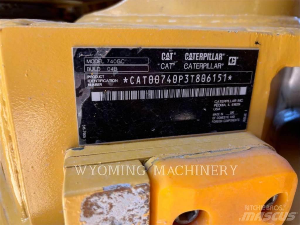 CAT 740 GC Karjeriniai savivarčiai
