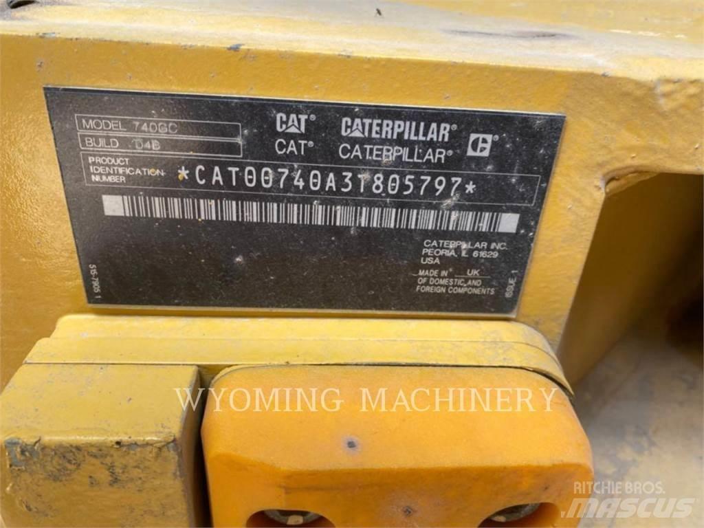 CAT 740 GC Karjeriniai savivarčiai