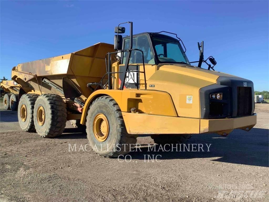 CAT 740B Karjeriniai savivarčiai