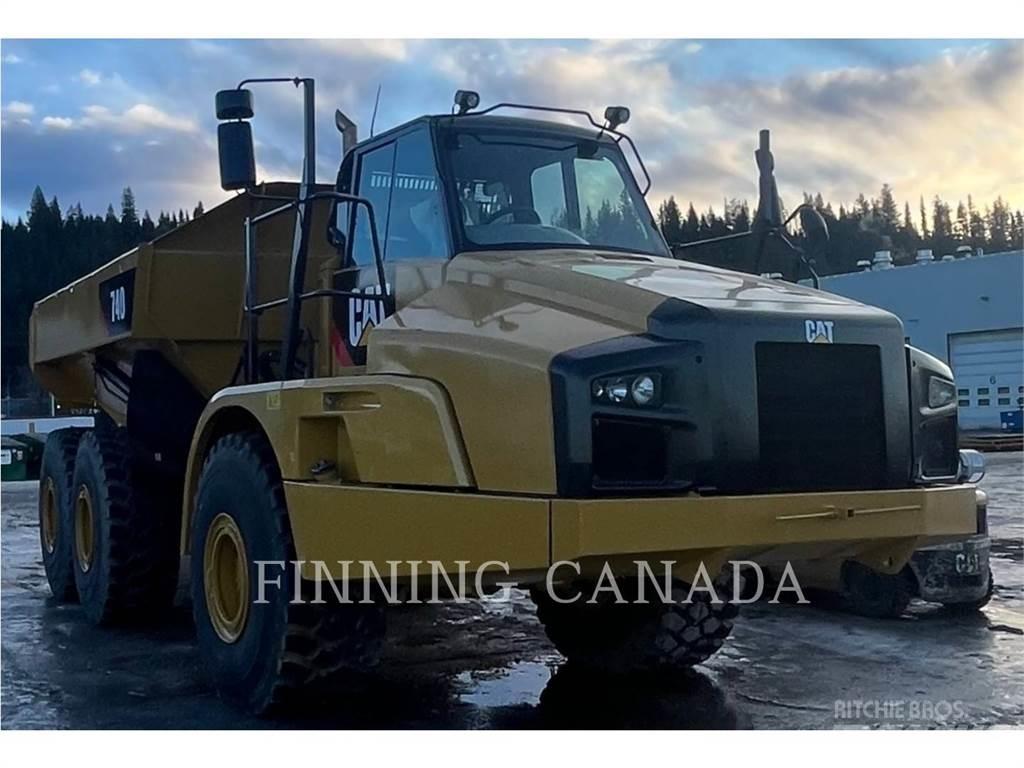 CAT 740B Karjeriniai savivarčiai