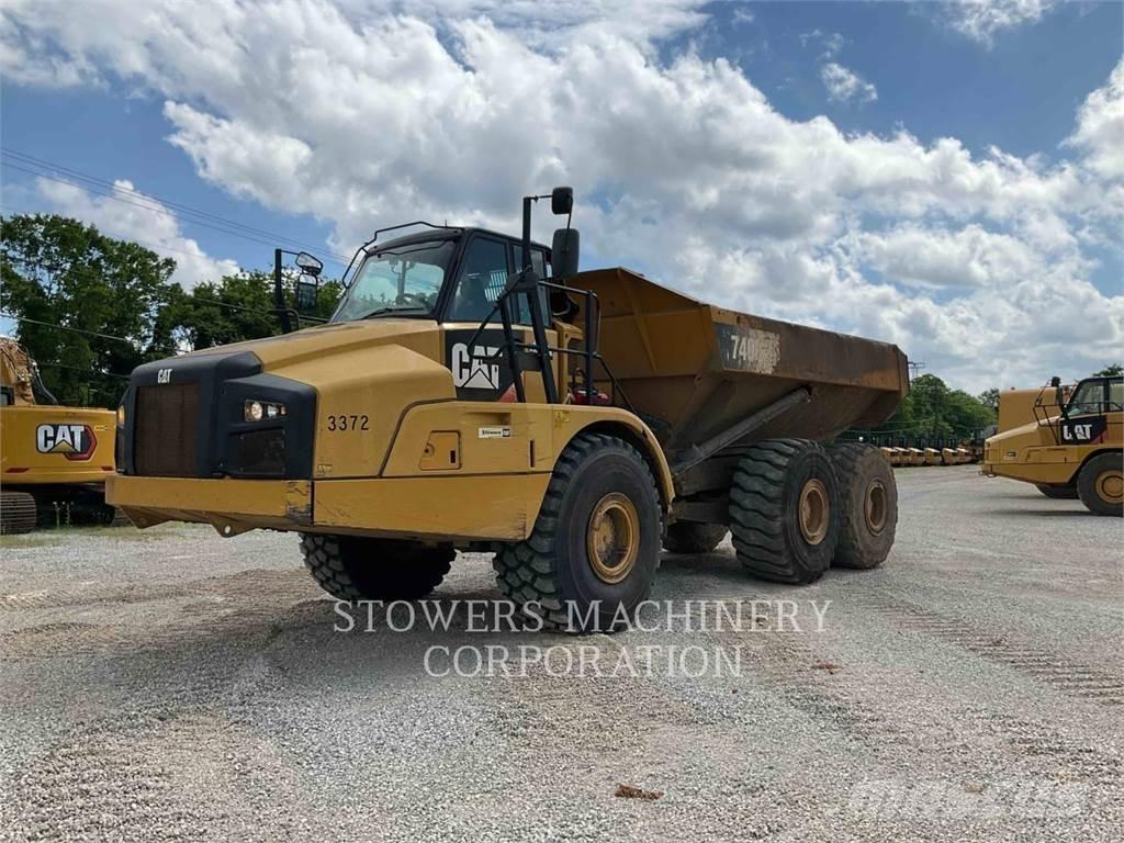 CAT 740B Karjeriniai savivarčiai