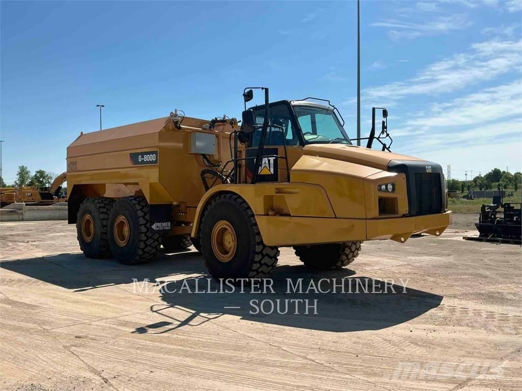 CAT 740B Karjeriniai savivarčiai