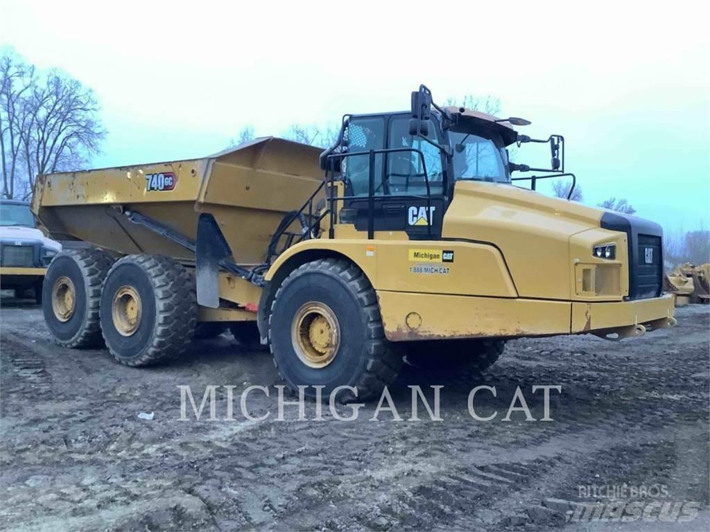 CAT 740GC Karjeriniai savivarčiai