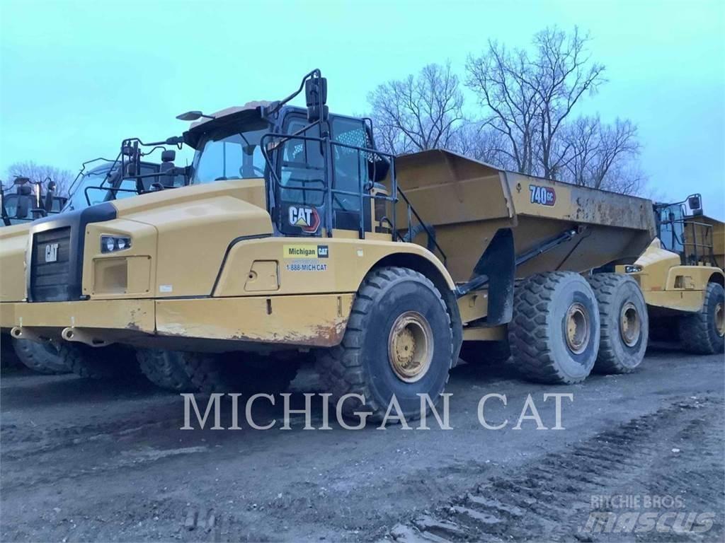 CAT 740GC Karjeriniai savivarčiai