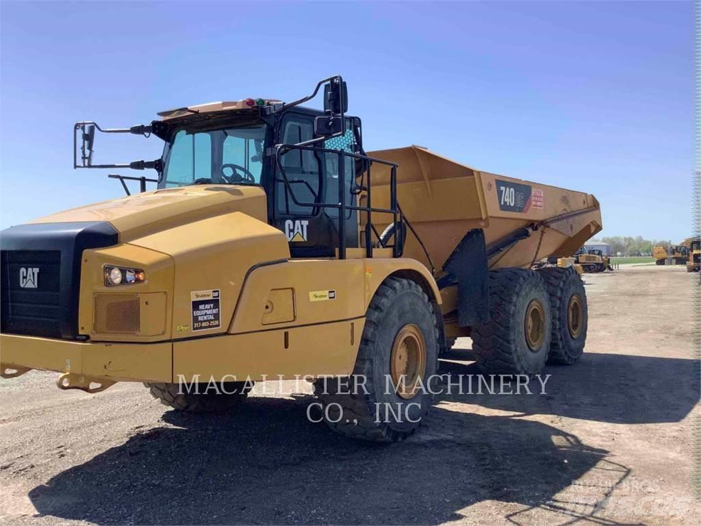 CAT 740GC Karjeriniai savivarčiai