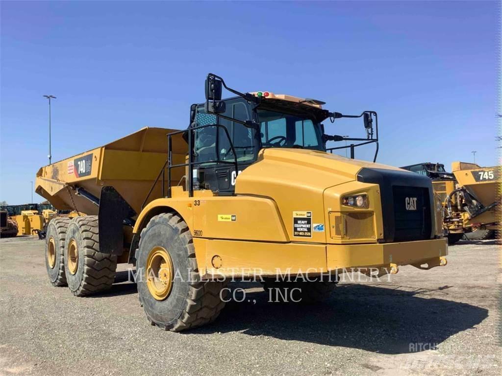 CAT 740GC Karjeriniai savivarčiai