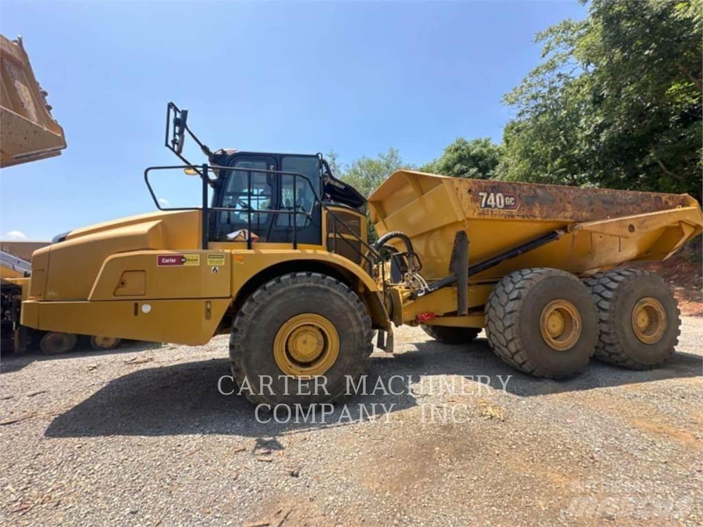 CAT 740GC Karjeriniai savivarčiai
