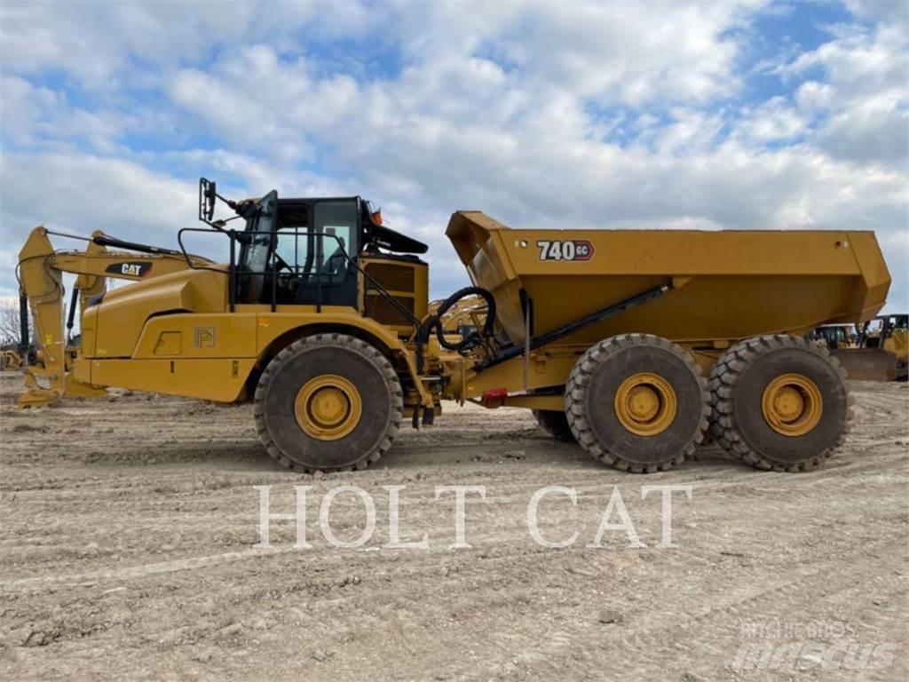 CAT 740GC Karjeriniai savivarčiai