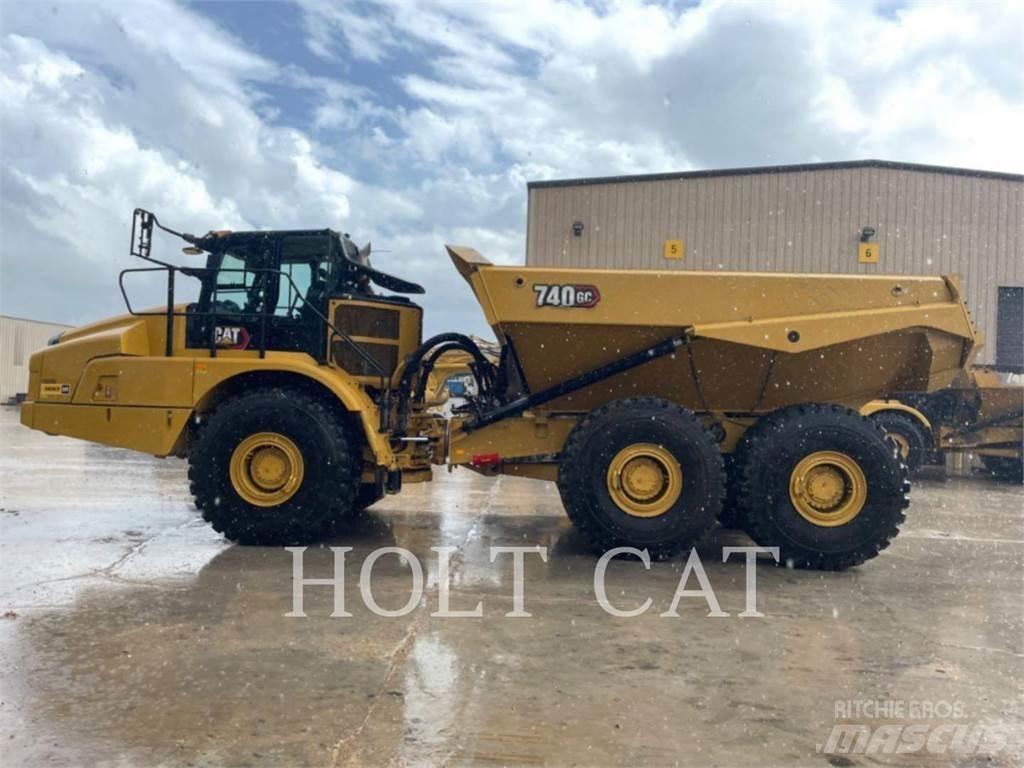 CAT 740GC Karjeriniai savivarčiai