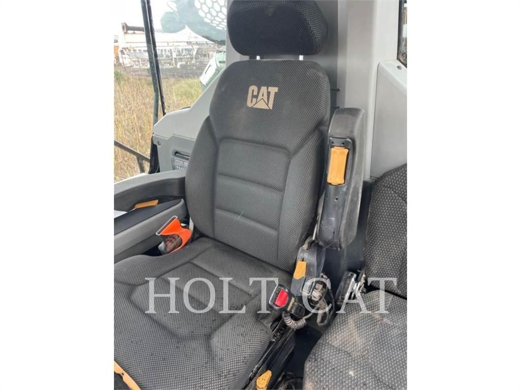 CAT 740GC Karjeriniai savivarčiai