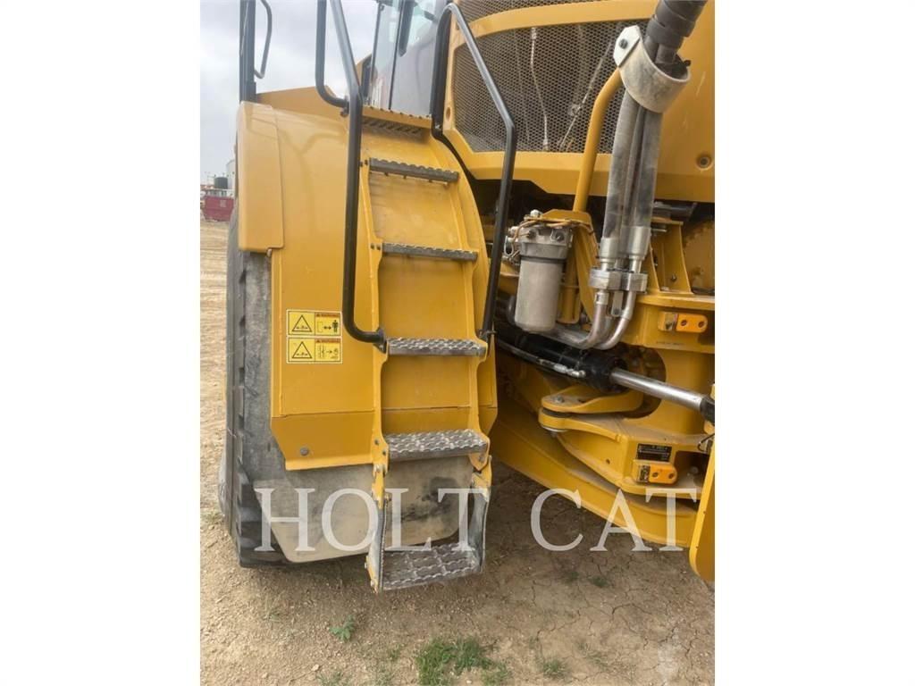 CAT 740GC Karjeriniai savivarčiai