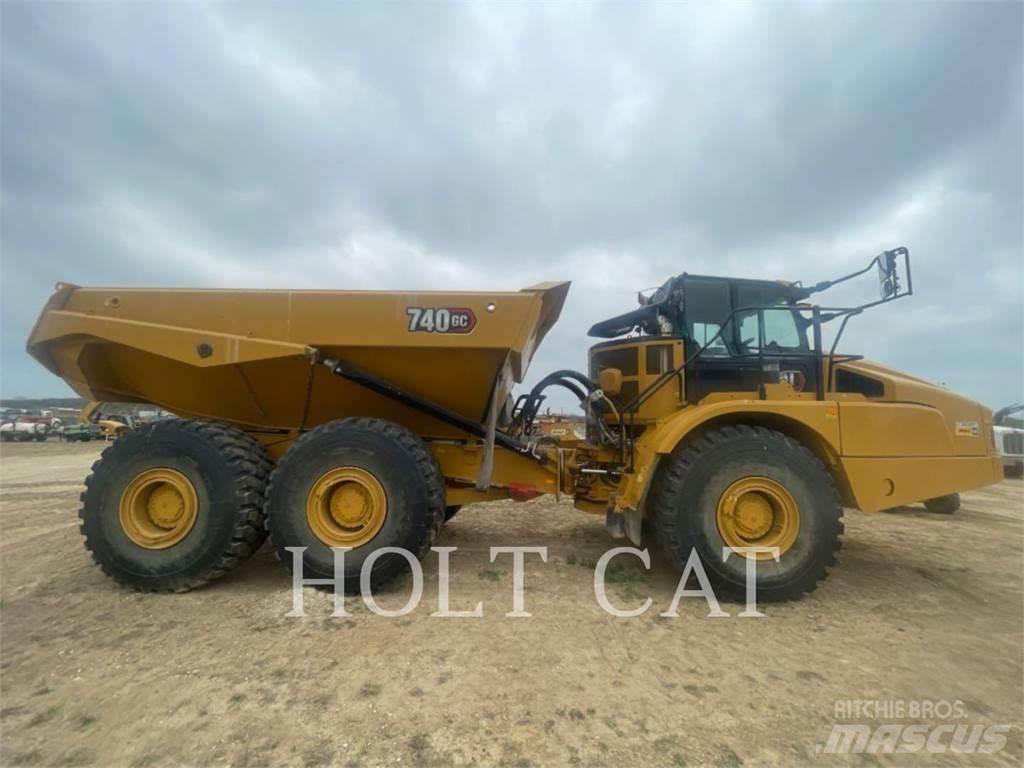 CAT 740GC Karjeriniai savivarčiai