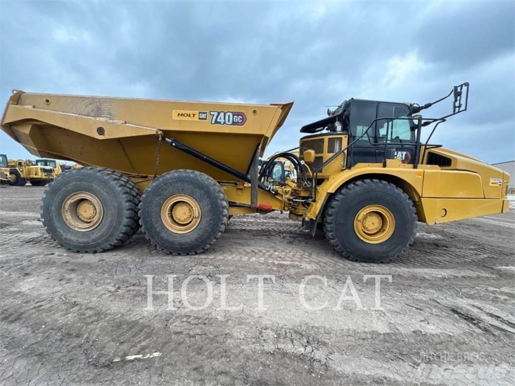 CAT 740GC Naudoti ratiniai krautuvai