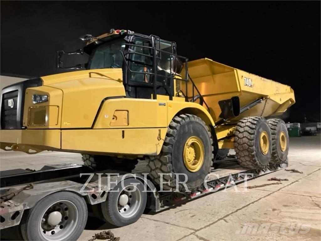 CAT 740GC Karjeriniai savivarčiai