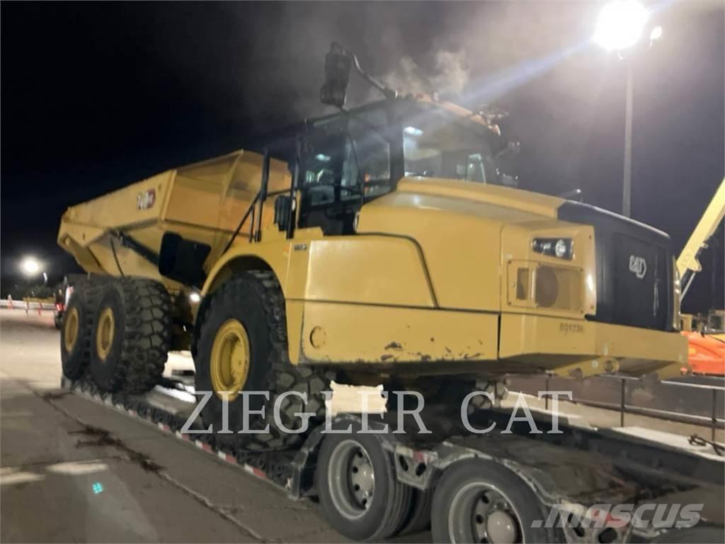 CAT 740GC Karjeriniai savivarčiai