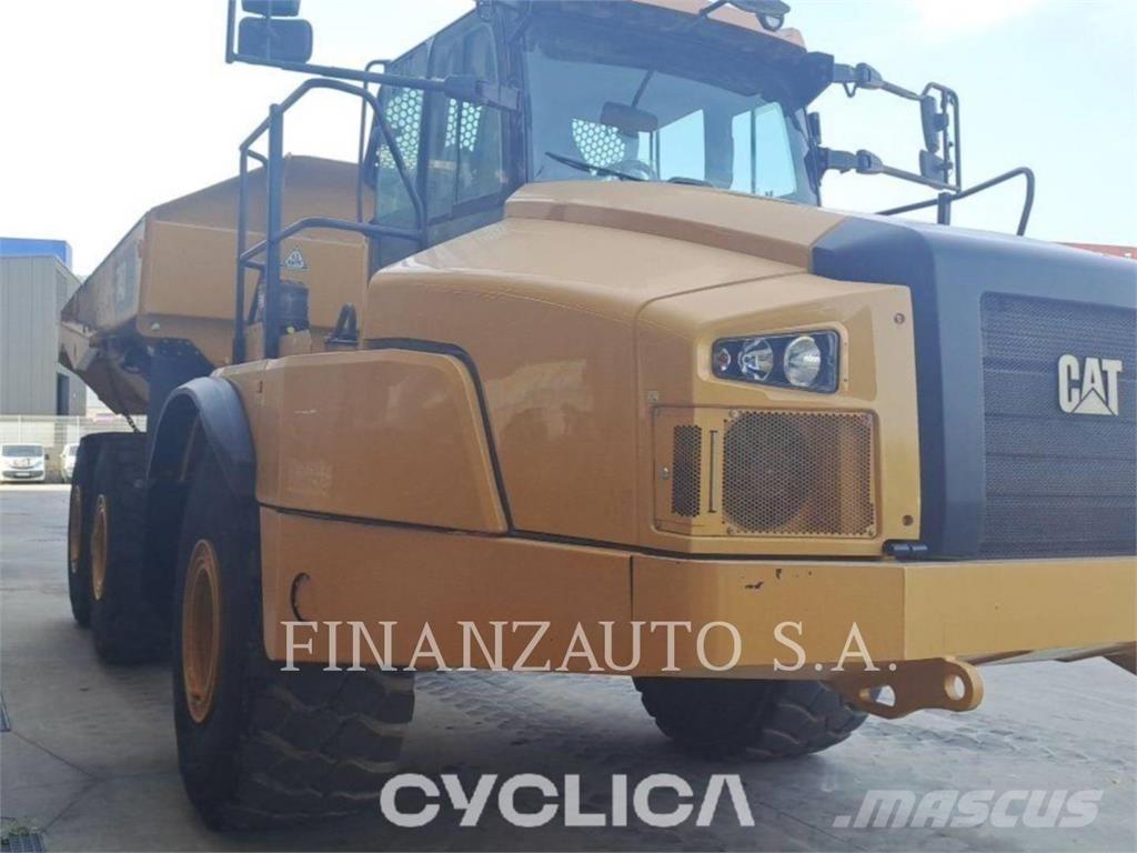 CAT 740GC Karjeriniai savivarčiai