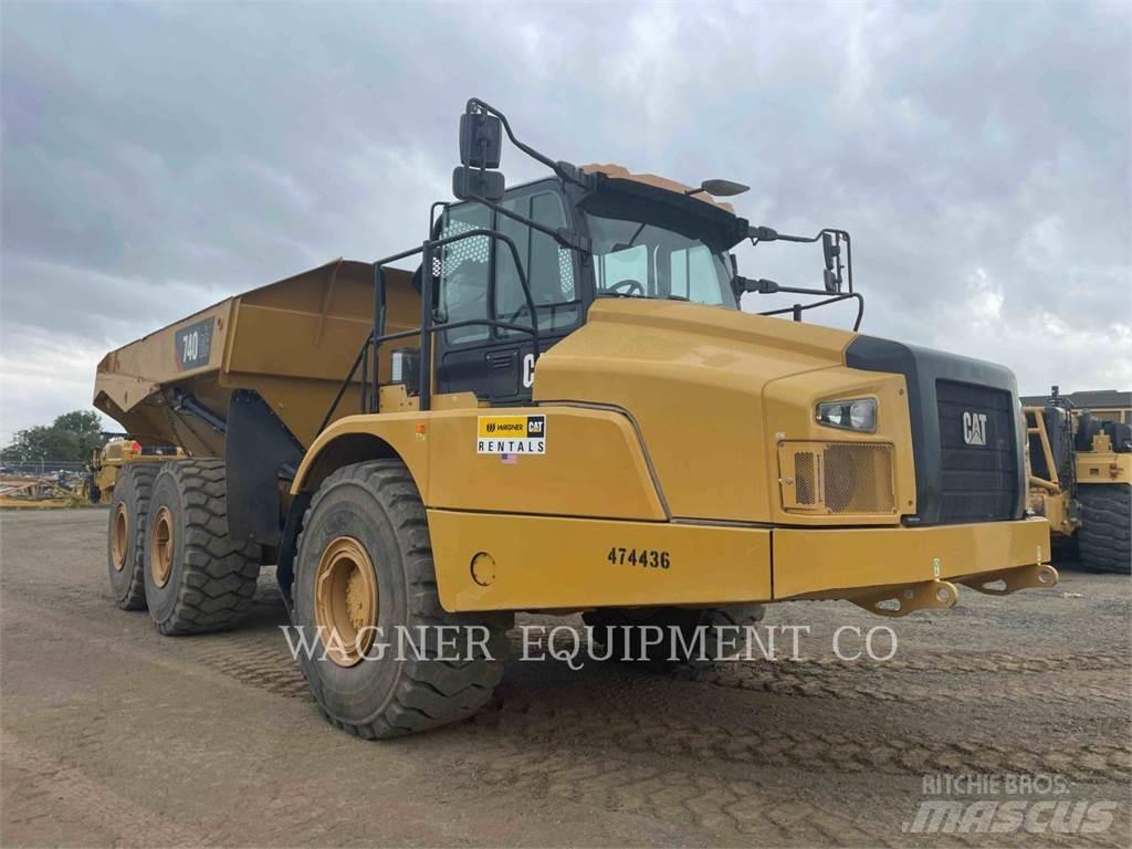 CAT 740GC Karjeriniai savivarčiai