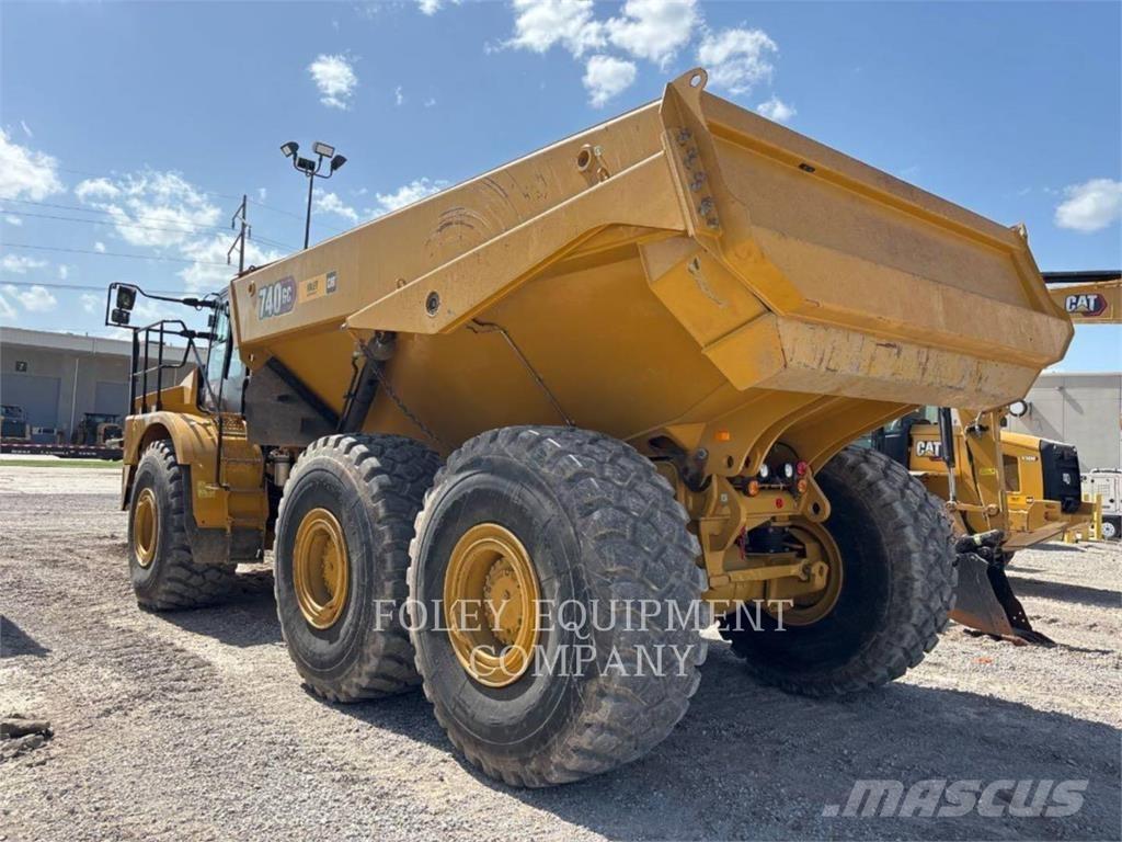 CAT 740GC-04 Karjeriniai savivarčiai