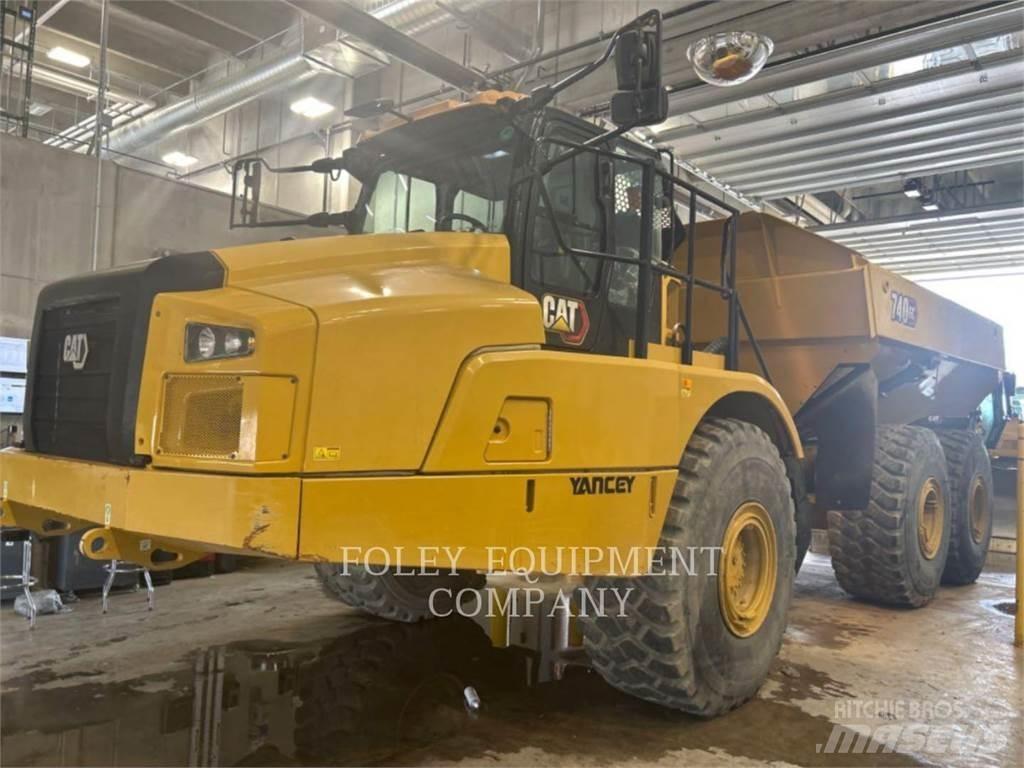CAT 740GC-04 Karjeriniai savivarčiai