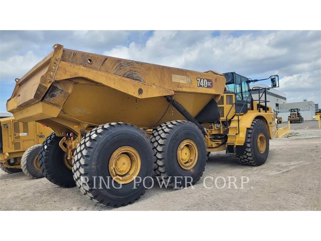 CAT 740GCTG Karjeriniai savivarčiai