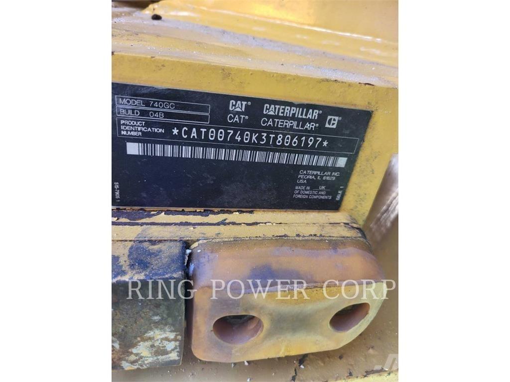 CAT 740GCTG Karjeriniai savivarčiai