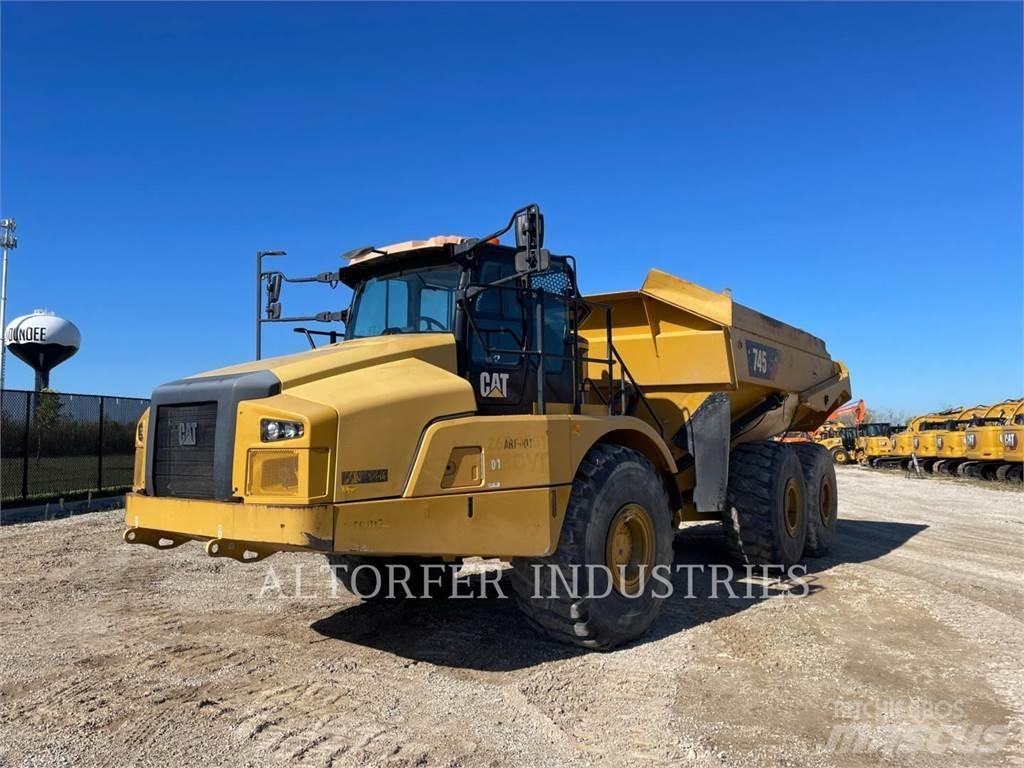 CAT 745 Karjeriniai savivarčiai