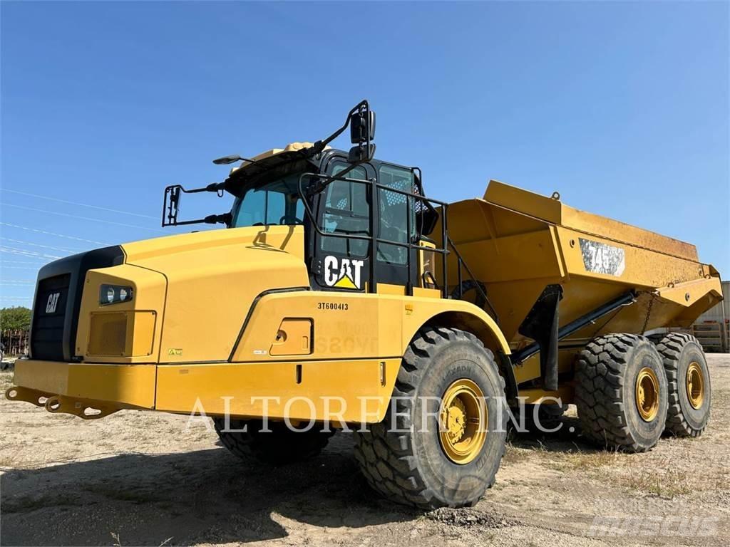 CAT 745 Karjeriniai savivarčiai