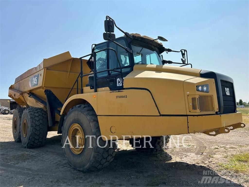 CAT 745 Karjeriniai savivarčiai