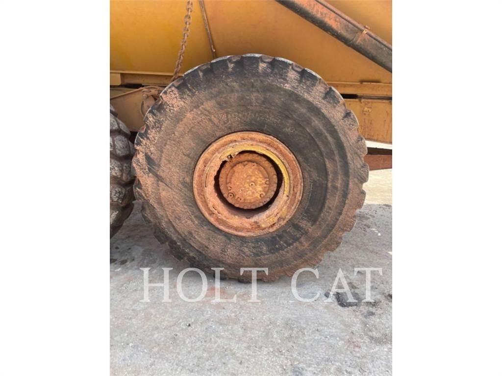 CAT 745 Karjeriniai savivarčiai