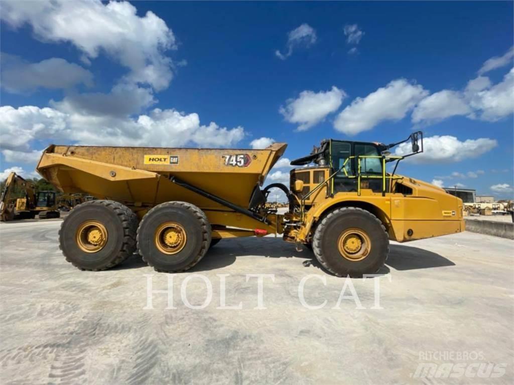 CAT 745 Karjeriniai savivarčiai