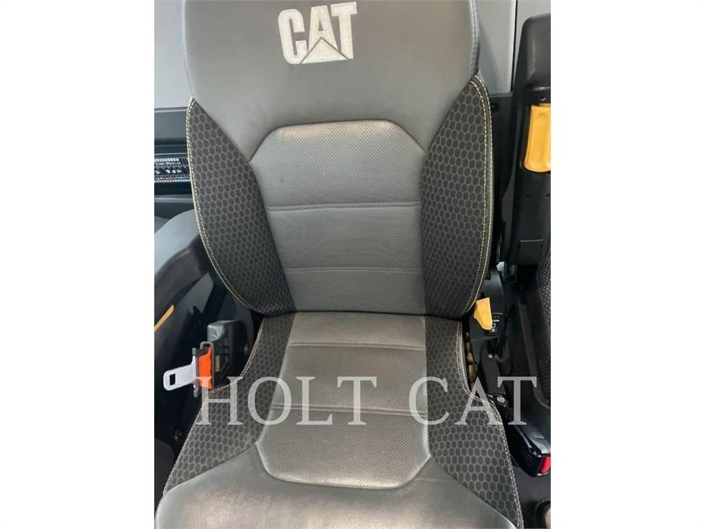 CAT 745 Karjeriniai savivarčiai