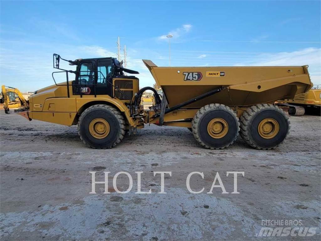CAT 745 Karjeriniai savivarčiai