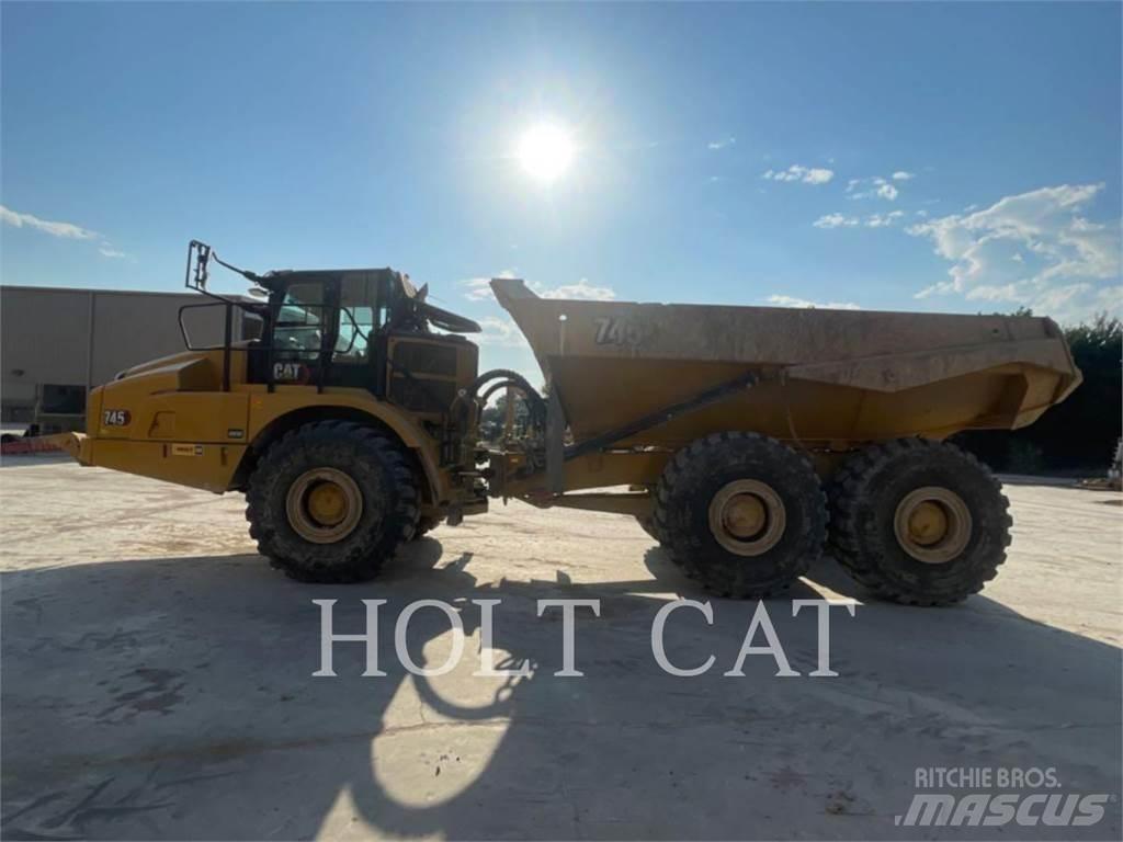 CAT 745 Karjeriniai savivarčiai