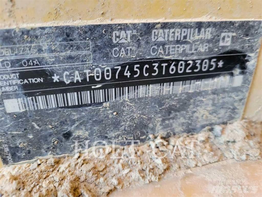 CAT 745 Karjeriniai savivarčiai