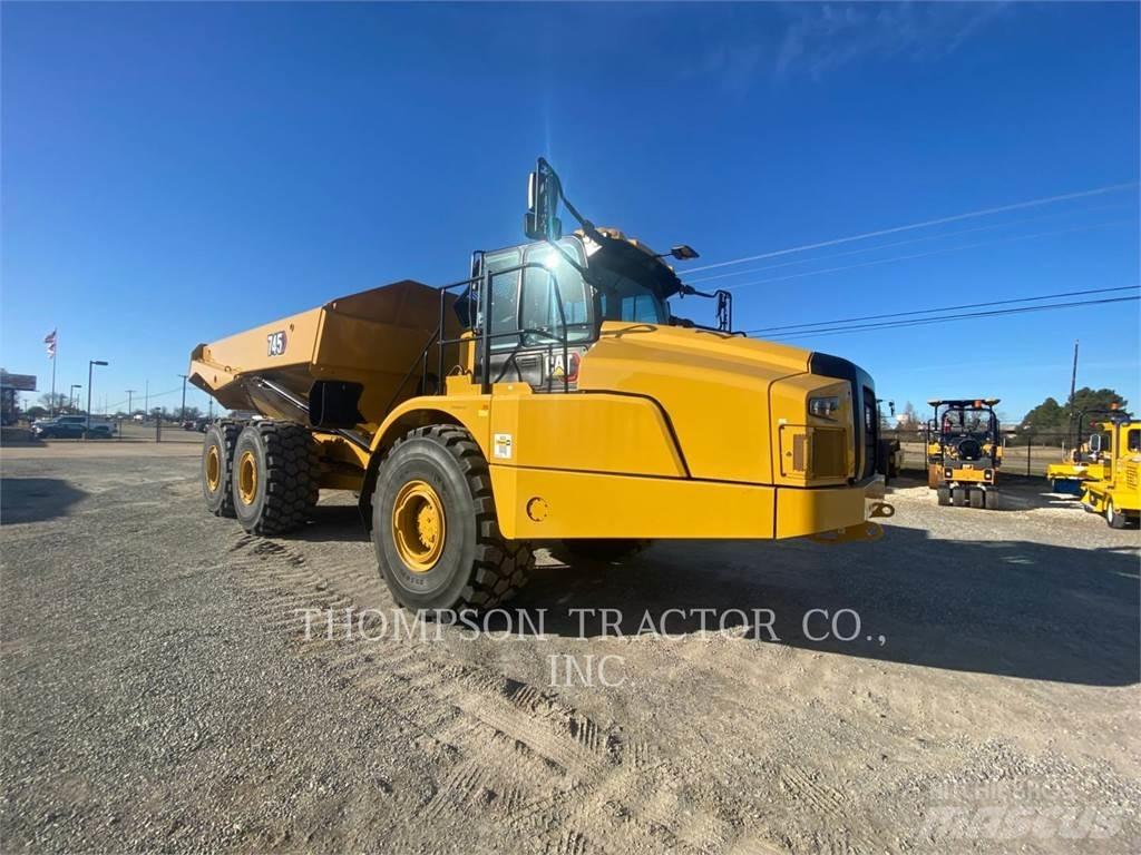 CAT 745 Karjeriniai savivarčiai